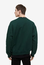 Load image into Gallery viewer, H&amp;M lightweight sweatshirt
